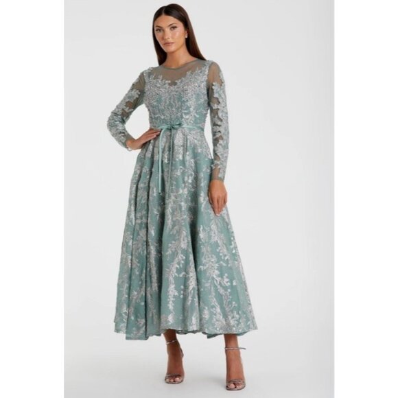Mac Duggal Gown Dress Womens Size 22 Green Embellished Illusion Sleeve 20337